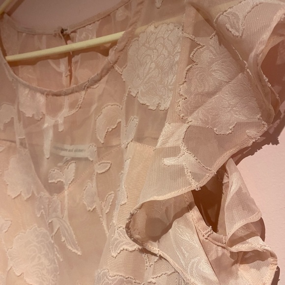 Cupcakes and cashmere top - Picture 3 of 4